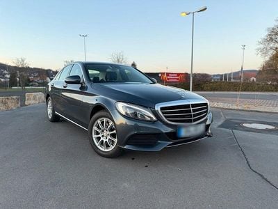 Gebraucht Mercedes C180 Luxury 156 PS (114 kW) 2015 Grau Limousine