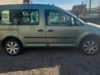Gebraucht VW Caddy Life 109 PS (80 kW) 2007 Grün Van / Kleinbus