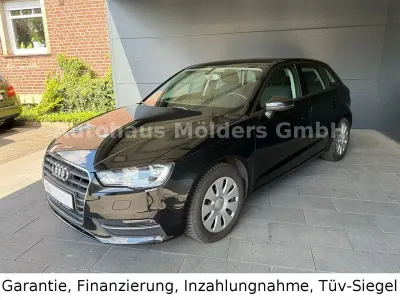 Gebraucht Audi A3 Comfort 105 PS (77 kW) 2013 Schwarz Limousine