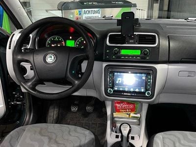 Grün Gebraucht 2007 Skoda Fabia Kleinwagen | 3.170 € (Fairer Preis)