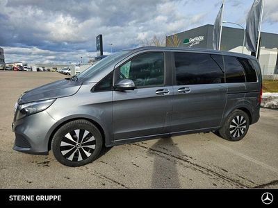 Gebraucht Mercedes V220 163 PS (119 kW) 2023 Selenitgrau Van / Kleinbus