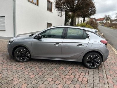 Usata Opel Corsa-e Elegance 100 kW (136 CV) 2020 Argento Utilitaria