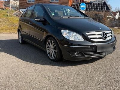 Gebraucht Mercedes B200 136 PS (100 kW) 2007 Schwarz Van / Kleinbus
