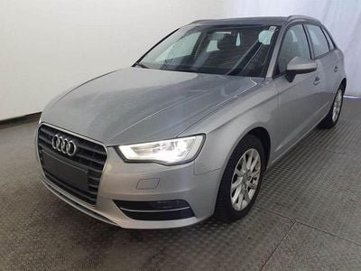 Silber Gebraucht 2014 Audi A3 Premium Limousine | 12.495 € (Fairer Preis)