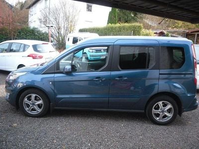 Blau Gebraucht 2020 Ford Tourneo Connect Van / Kleinbus | 18.200 € (Guter Preis)