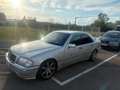Usata Mercedes C240 170 CV (125 kW) 1999 Argento Berlina