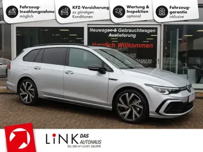 Gebraucht VW Golf VIII R-line 190 PS (139 kW) 2024 Reflexsilber metallic Kombi