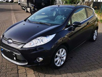 gebraucht Ford Fiesta Titanium