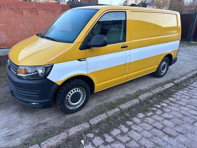Gebraucht VW T6 150 PS (110 kW) 2017 Gelb Van