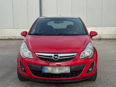 Gebraucht Opel Corsa 75 PS (55 kW) 2011 Rot Kleinwagen