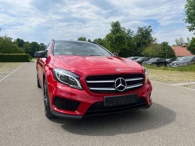 Mercedes GLA220