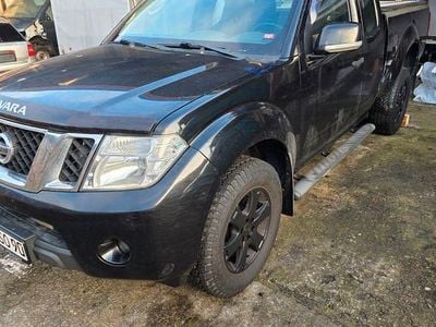 Schwarz Gebraucht 2013 Nissan Navara Abholung | 16.800 €