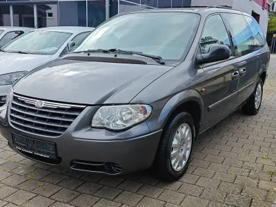 Gebraucht Chrysler Grand Voyager 150 PS (110 kW) 2005 Grau Van / Kleinbus