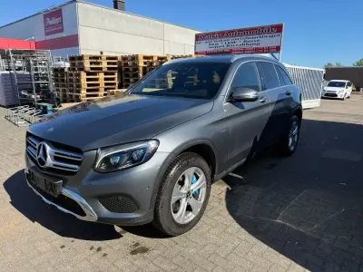 Używany Mercedes GLC350 211 KM (155 kW) 2017 Szary SUV