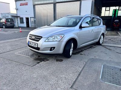 Gebraucht Kia Ceed 109 PS (80 kW) 2007 Grau Kleinwagen