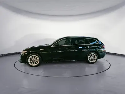Gebraucht BMW 330 Luxury Line 286 PS (210 kW) 2022 Schwarz Kombi