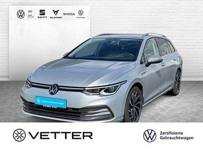 Gebraucht VW Golf VIII Style 150 PS (110 kW) 2022 Reflexsilber metallic Kombi