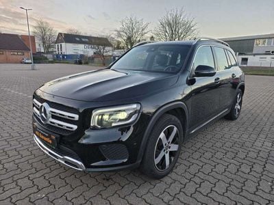 Mercedes GLB220