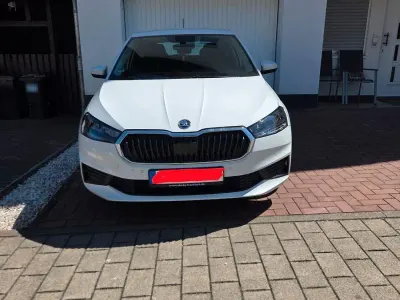 Gebraucht Skoda Fabia Ambition 80 PS (58 kW) 2022 Weiß Kleinwagen