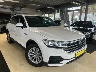 Second-hand VW Touareg 231 CP (169 kW) 2019 Alb SUV