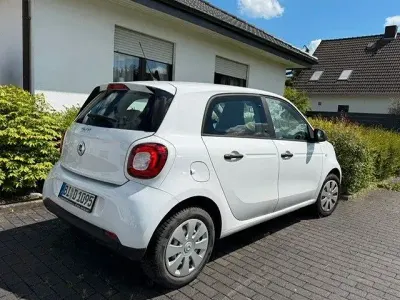 Gebraucht Smart ForFour 71 PS (52 kW) 2016 Weiß Kleinwagen