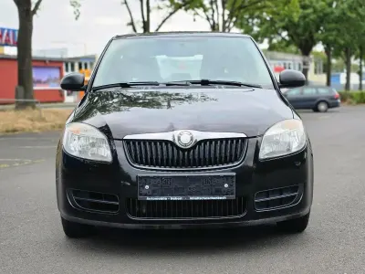 Gebraucht Skoda Fabia Cool Edition 69 PS (50 kW) 2009 Schwarz Limousine