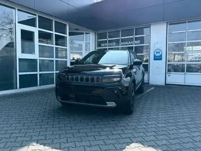 Neu Jeep Avenger 101 PS (74 kW) 2026 Schwarz SUV