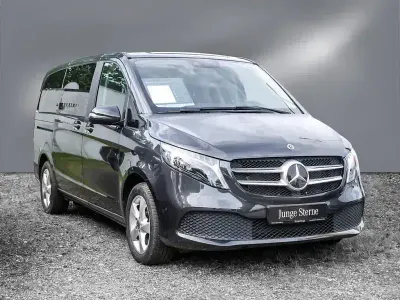 Gebraucht Mercedes V250 190 PS (139 kW) 2023 Grau Van / Kleinbus