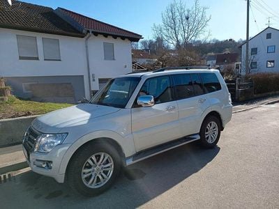 Gebraucht Mitsubishi Pajero Edition 190 PS (139 kW) 2018 Weiß SUV