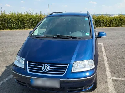 Gebraucht VW Sharan 149 PS (109 kW) 2009 Blau Van / Kleinbus