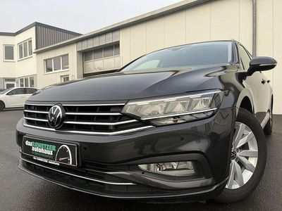 Grau Gebraucht 2023 VW Passat Business Kombi | 24.860 € (Fairer Preis)