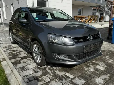 Gebraucht VW Polo Highline 90 PS (66 kW) 2013 Grau Kleinwagen
