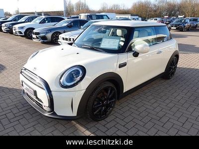 Gebraucht Mini ONE Classic 102 PS (75 kW) 2022 Pepper (old english) white Kleinwagen