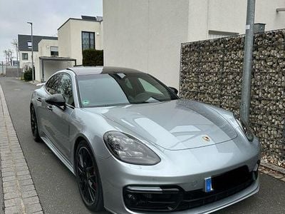 Porsche Panamera GTS