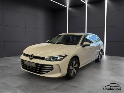 Gebraucht VW Passat Business 150 PS (110 kW) 2025 Oryxweiß perleffekt (weiß) Kombi