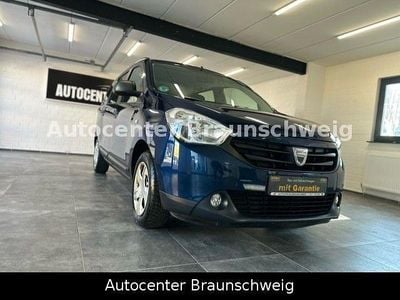 Blau Gebraucht 2016 Dacia Lodgy Ambiance Van / Kleinbus | 4.350 € (Superpreis)