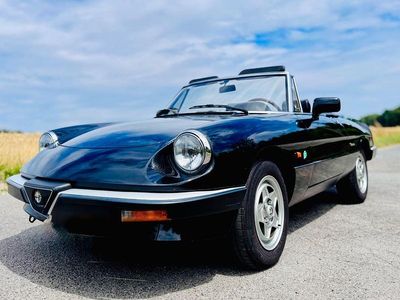 Gebraucht Alfa Romeo Spider 116 PS (85 kW) 1989 Schwarz Cabrio