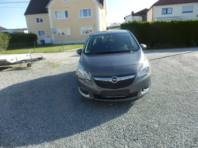 Gebraucht Opel Meriva drive 140 PS (102 kW) 2016 Karbon silber Van / Kleinbus