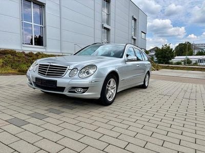 Gebraucht Mercedes E200 Classic 184 PS (135 kW) 2007 Grau Kombi