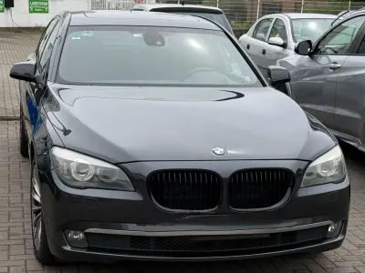Gebraucht BMW 730 Performance 245 PS (180 kW) 2011 Schwarz Limousine