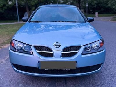 Silber Gebraucht 2007 Nissan Almera Kleinwagen | 2.500 € (Fairer Preis)