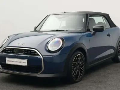 Occasion Mini Cooper Cabriolet Favoured 163 ch (119 kW) 2025 Bleue Cabriolet