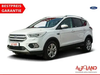 Gebraucht Ford Kuga 150 PS (110 kW) 2017 Weiß SUV