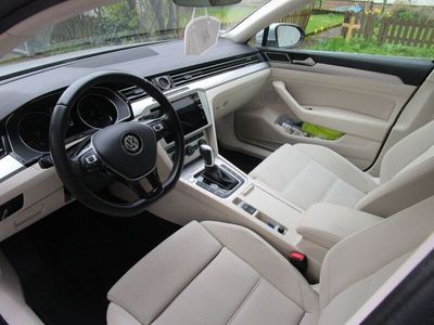 gebraucht VW Passat Variant 2.0 TDI SCR DSG Comfortline V...