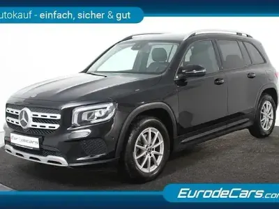 Second-hand Mercedes GLB200 163 CP (119 kW) 2021 Negru SUV