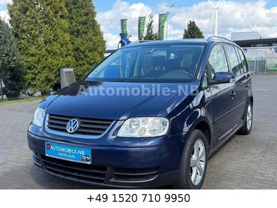 Second-hand VW Touran Trendline 105 CP (77 kW) 2006 Albastru Monovolum