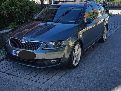 Gebraucht 2015 Skoda Octavia Elegance Kombi | 10.390 € (Etwas zu teuer)
