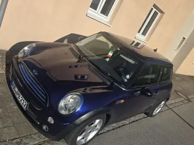 Używany Mini Cooper 116 KM (85 kW) 2004 Niebieski Hatchback