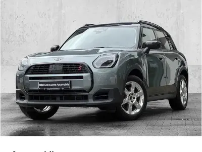 Usata Mini Countryman Classic 218 CV (160 kW) 2024 Verde SUV