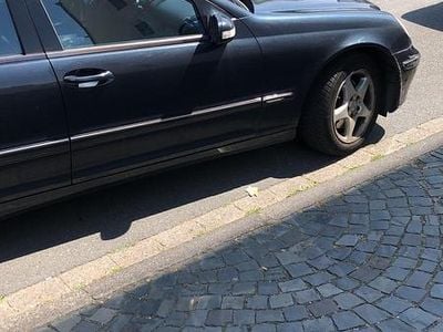Mercedes C240
